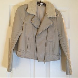 Shearling collar leather jacket
